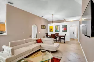 206 Great Yarmouth Ct, Kissimmee, FL 34758 - Photo 5