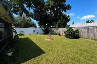 1069 Bridlewood Way, Brandon, FL 33511 - Photo 21