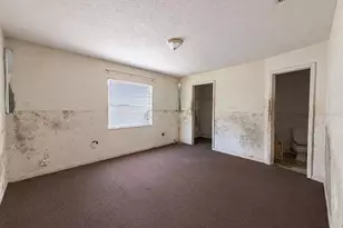 1918 E Hanna Ave, Tampa, FL 33610 - Photo 9