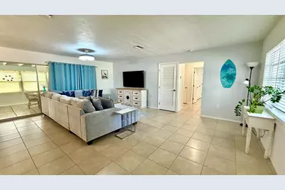 716 50th Street Court W, Bradenton, FL 34209 - Photo 3