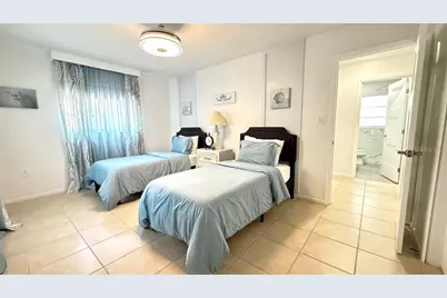 716 50th Street Court W, Bradenton, FL 34209 - Photo 17