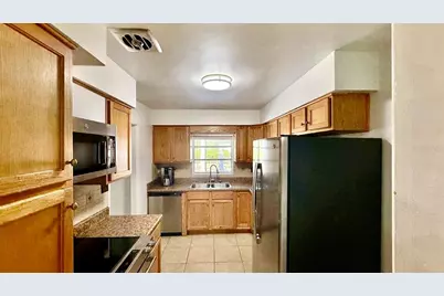 716 50th Street Court W, Bradenton, FL 34209 - Photo 5