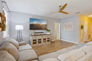 2541 Martins Run, Tavares, FL 32778 - Photo 11