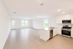 431 Artemis St, Lake Wales, FL 33853 - Photo 9