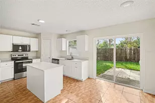 1093 Amanda Kay Cir, Sanford, FL 32771 - Photo 5