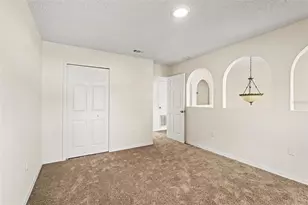 1093 Amanda Kay Cir, Sanford, FL 32771 - Photo 9