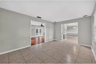 3240 Touraine Avenue, Orlando, FL 32812 - Photo 9