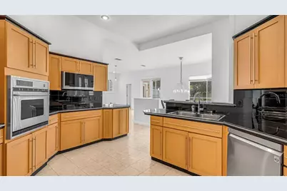 6501 Fairway Cove Drive, Orlando, FL 32835 - Photo 3
