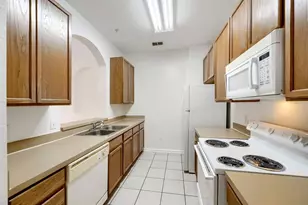 6466 Cava Alta Dr, Orlando, FL 32835 - Photo 5