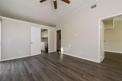 559 Martin Place Boulevard, Apopka, FL 32712 - Photo 5
