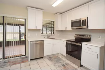 11077 Lightwood Street, Spring Hill, FL 34608 - Photo 7