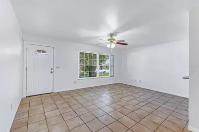 9148 Dubois Boulevard, Orlando, FL 32825 - Photo 5