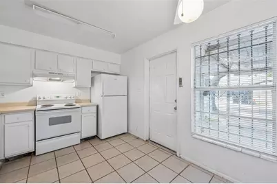 2869 Willow Run, Orlando, FL 32808 - Photo 11