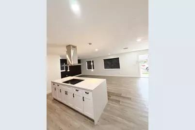 6504 N Packwood Avenue, Tampa, FL 33604 - Photo 17