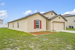 123 Violet Ct, Poinciana, FL 34759 - Photo 3