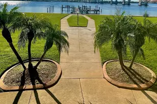 1224 S Peninsula, Daytona Beach, FL 32118 - Photo 13