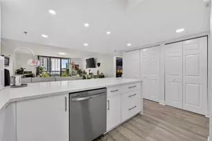 530 E Central Blvd, Orlando, FL 32801 - Photo 13