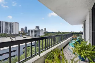 530 E Central Blvd, Orlando, FL 32801 - Photo 1