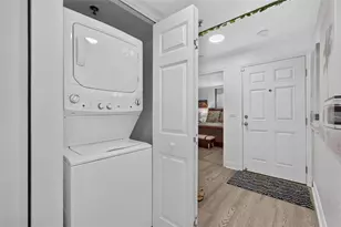 530 E Central Blvd, Orlando, FL 32801 - Photo 25