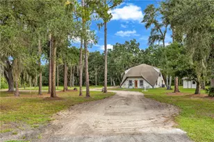 1213 Butch Cassidy Trail, Wimauma, FL 33598 - Photo 1