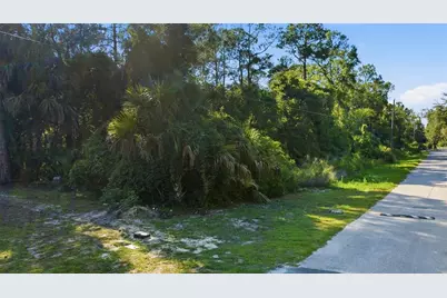 11100 W Cedar Lake Drive, Crystal River, FL 34428 - Photo 1