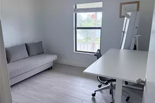 2806 Plaza Terrace Dr, Orlando, FL 32803 - Photo 9