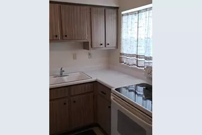 5505 Hernandes Dr #123, Orlando, FL 32808 - Photo 9
