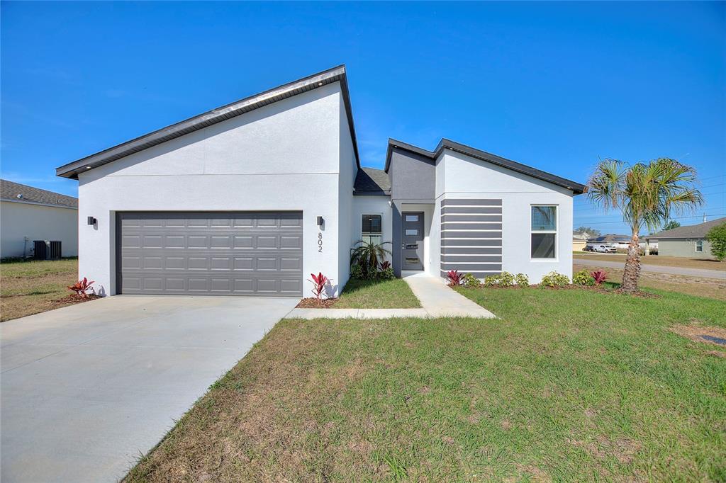 802 James Dr - 802 James Dr, Poinciana, FL 34759 Luxury Property | Jose Angel Pina