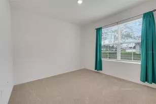 658 Cotulla Dr, Kissimmee, FL 34758 - Photo 17