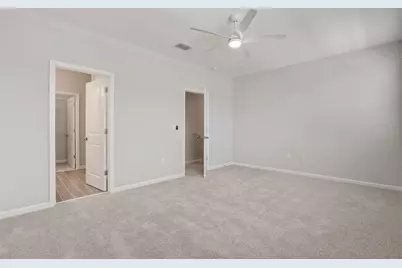 1394 Mount Royal Drive, Saint Cloud, FL 34771 - Photo 13