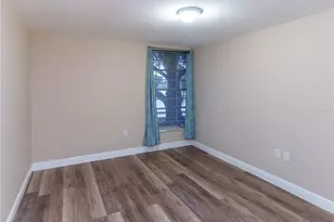 4318 Tahitian Gardens Cir, Holiday, FL 34691 - Photo 9