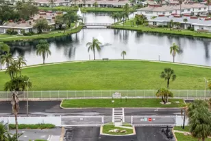 4318 Tahitian Gardens Cir, Holiday, FL 34691 - Photo 3