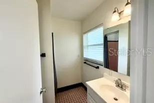 2410 Lando Ln, Orlando, FL 32806 - Photo 23