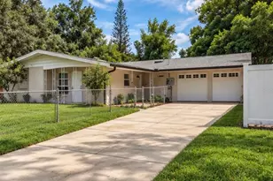 2410 Lando Ln, Orlando, FL 32806 - Photo 3