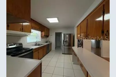2410 Lando Lane, Orlando, FL 32806 - Photo 15