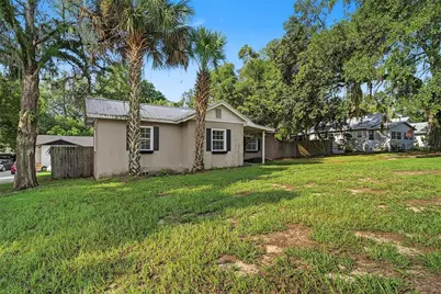 205 E Fountain Street, Fruitland Park, FL 34731 - Photo 3