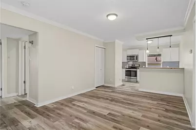 205 E Fountain Street, Fruitland Park, FL 34731 - Photo 5