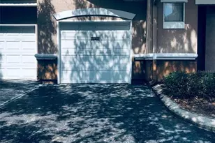 10561 Villa View Cir, Tampa, FL 33647 - Photo 3