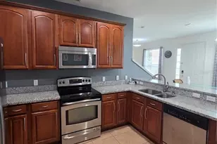 1615 Croydon St, Orlando, FL 32828 - Photo 5