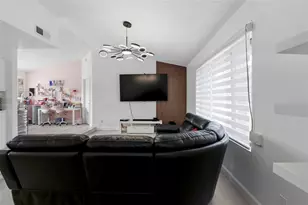 10500 Ramblewood Rd, Orlando, FL 32837 - Photo 15