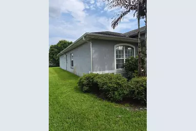 3163 Forest Creek Drive, Melbourne, FL 32901 - Photo 11