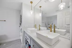 8991 Heritage Bay Cir, Orlando, FL 32836 - Photo 23