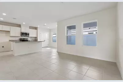 2708 Meadow Crest Drive, Saint Cloud, FL 34773 - Photo 5