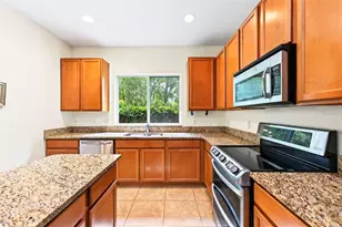 5585 Rutherford Pl, Oviedo, FL 32765 - Photo 7