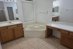 1819 Wedgewood Way, Kissimmee, FL 34746 - Photo 9