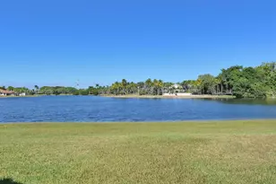 2710 Walkers Way, Weston, FL 33331 - Photo 43