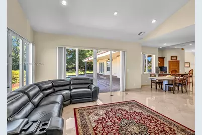 2710 Walkers Way, Weston, FL 33331 - Photo 17