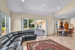 2710 Walkers Way, Weston, FL 33331 - Photo 17