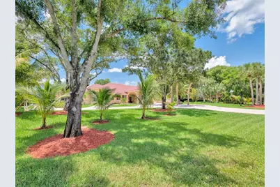 2710 Walkers Way, Weston, FL 33331 - Photo 3