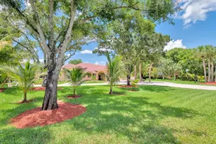 2710 Walkers Way, Weston, FL 33331 - Photo 3